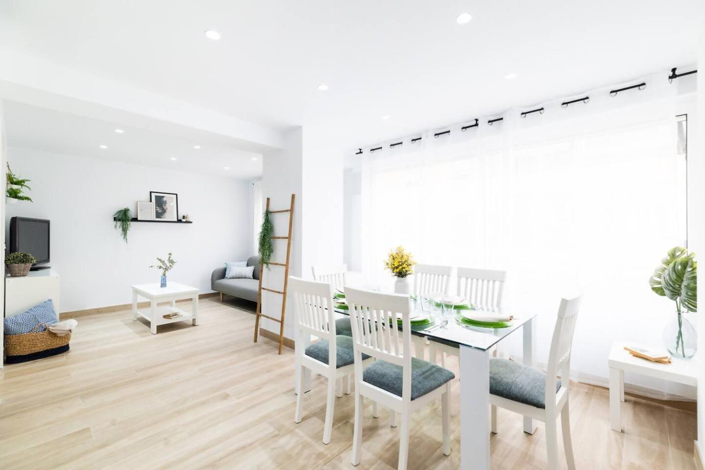 Descubre Piso En El Centro De La Ciudad Apartamento Granada